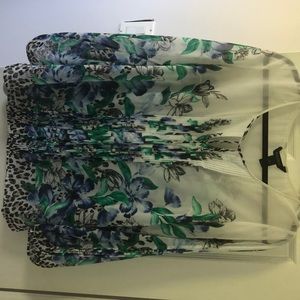 White House Black Market Blouse (Size 12)